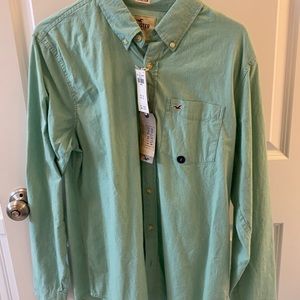New with tags hollister button down shirt